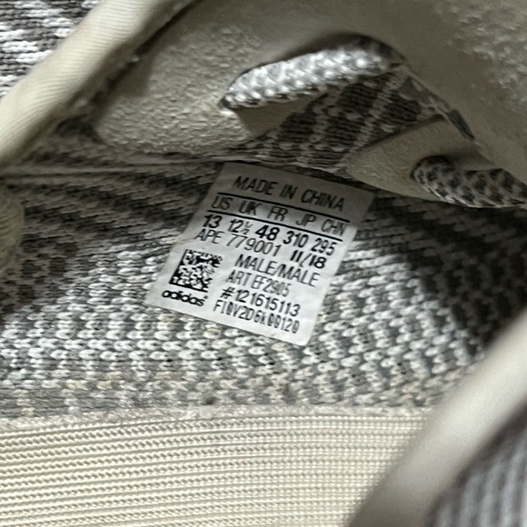 YEEZY BOOST 350 V2 STATIC NON-REFLECTIVE' size 13 - Picture 5 of 6